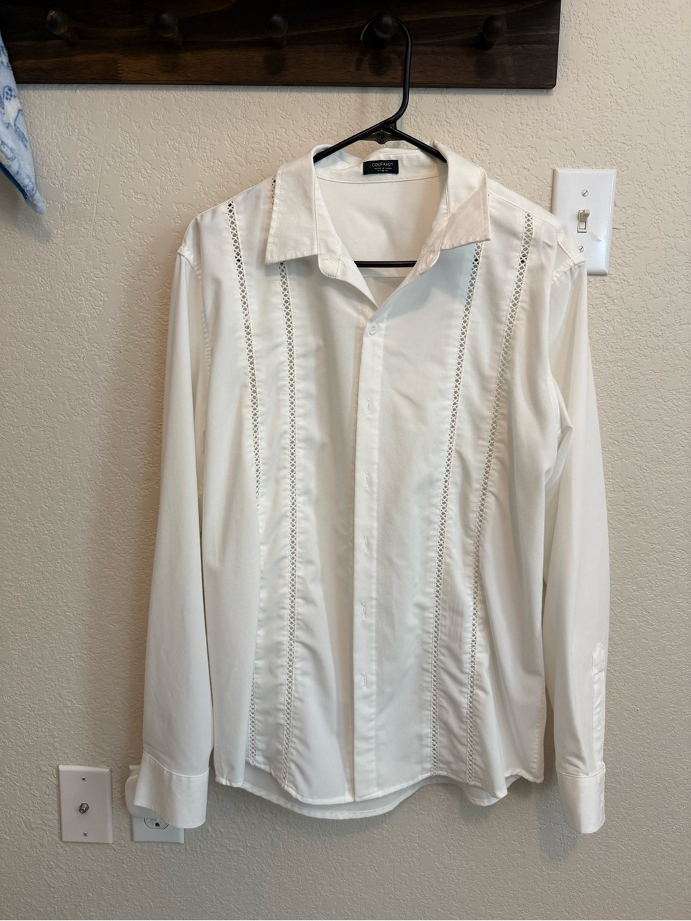 Men's Cream Long-Sleeve Dress Shirt